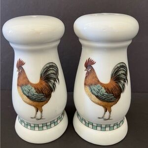 Rooster Country style Ceramic White And Green Large salt pepper shaker